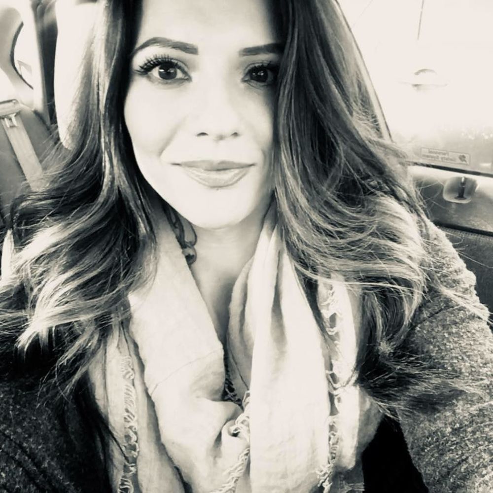 Meet your Posher, Desiree